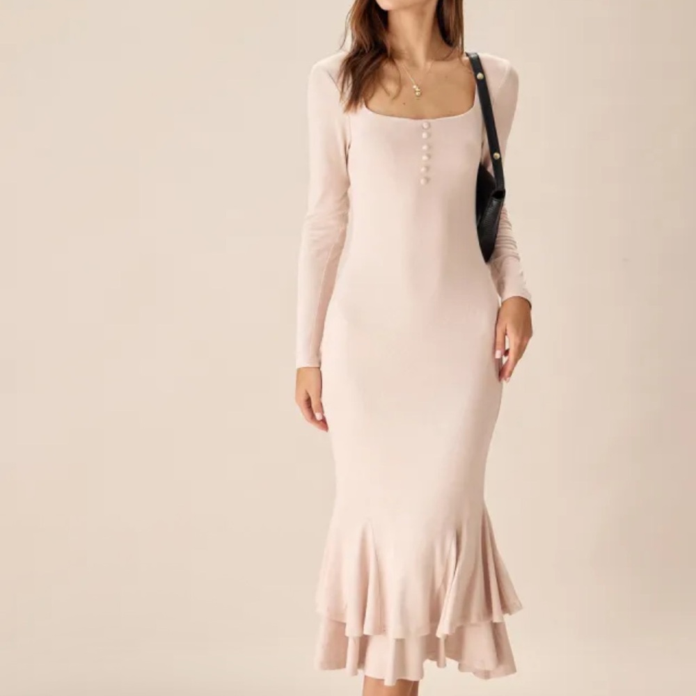 🆕 RIHOAS Cream Long Sleeve Dress Size Small